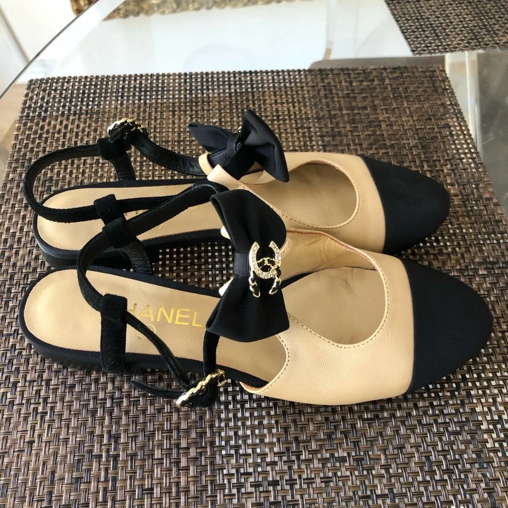 Chanel Black and Tan Women's flats Shoes with CC logo Crystal bow size 39 - Picture 5 of 12